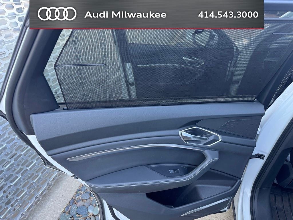 2024 Audi Q8 e-tron Prestige quattro