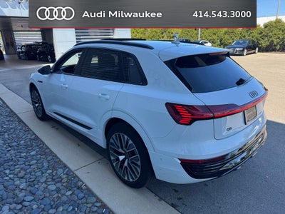 2024 Audi Q8 e-tron Prestige quattro