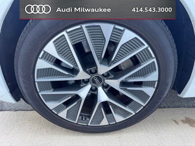 2024 Audi Q8 e-tron Prestige quattro