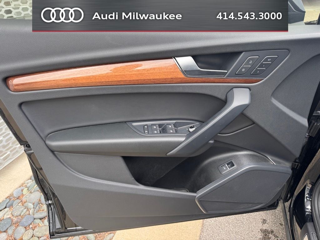 2023 Audi Q5 40 Premium quattro