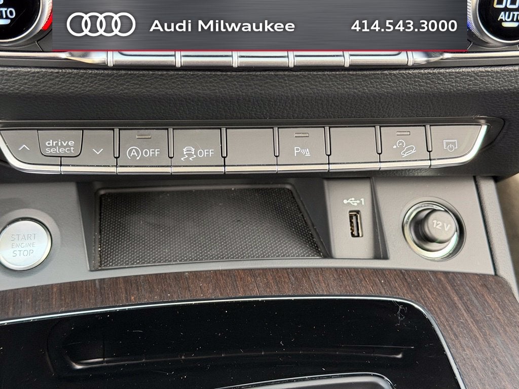 2024 Audi Q5 40 Premium quattro