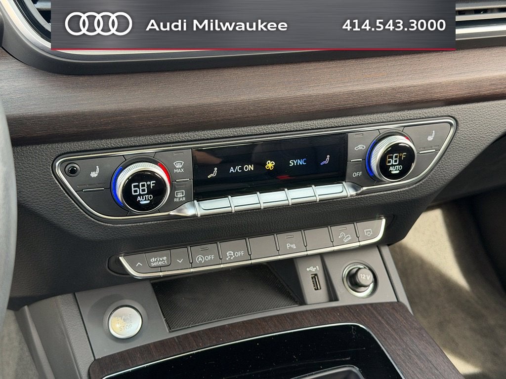 2024 Audi Q5 40 Premium quattro