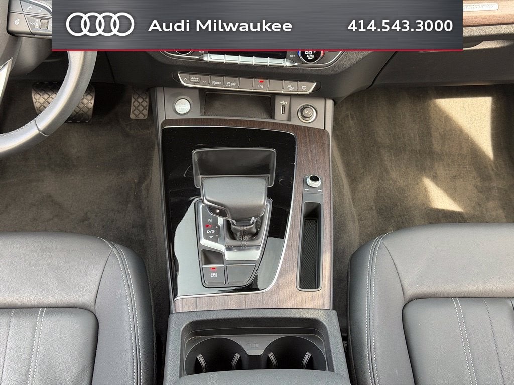 2024 Audi Q5 40 Premium quattro