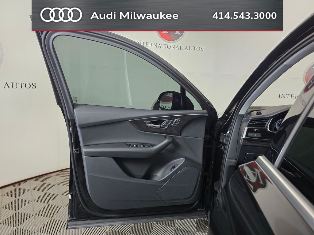 2023 Audi Q7 45 Premium quattro