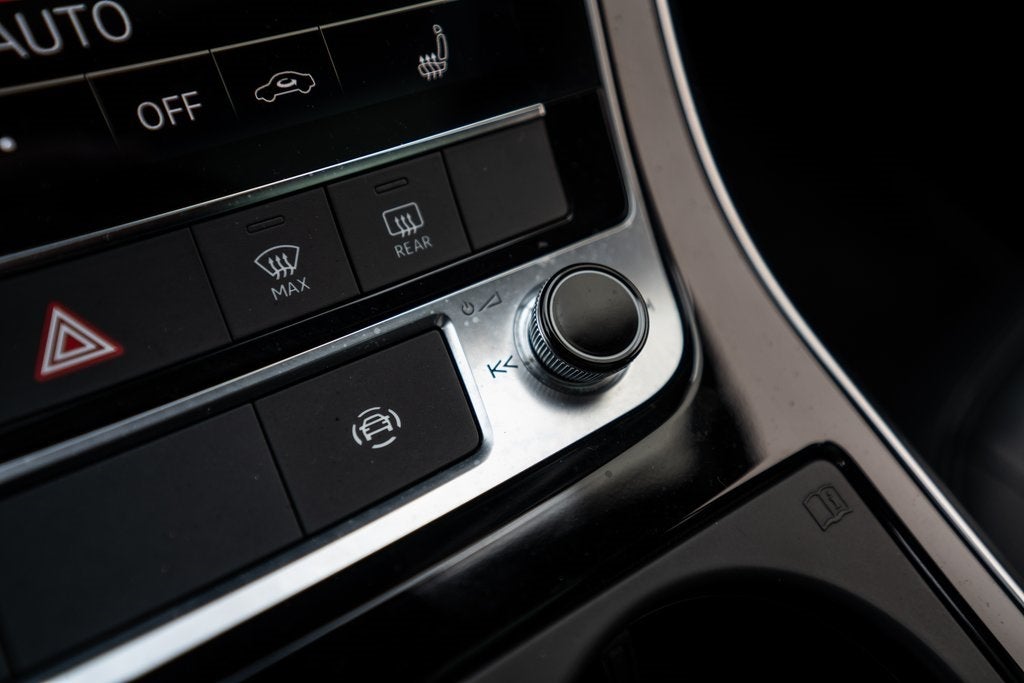 2023 Audi Q7 45 Premium quattro