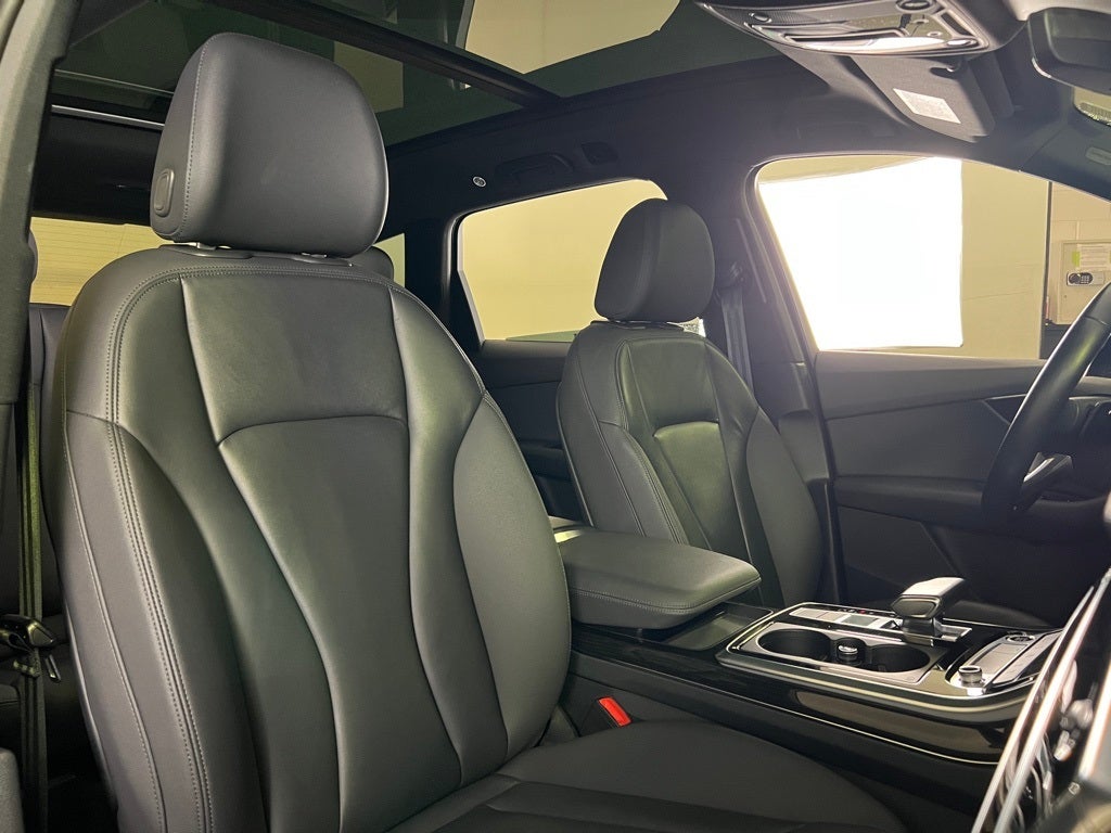 2021 Audi Q7 45 Premium quattro