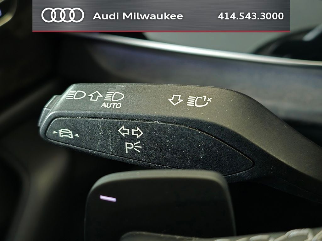 2023 Audi Q8 55 Premium quattro