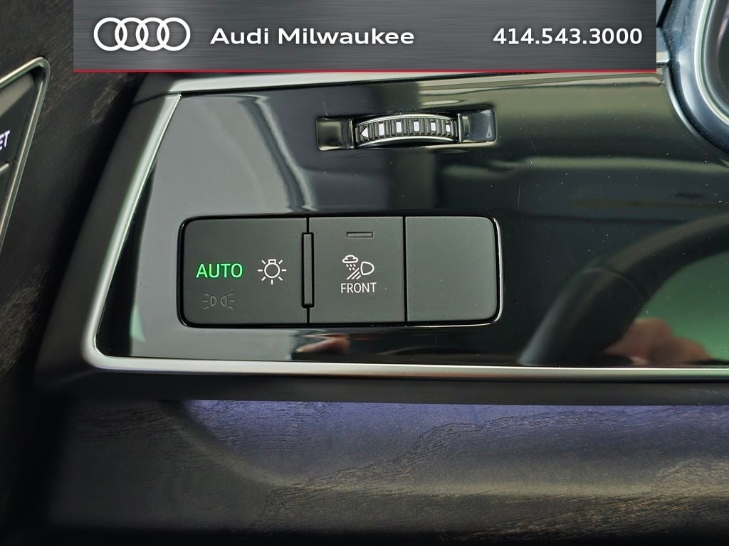 2023 Audi Q8 55 Premium quattro