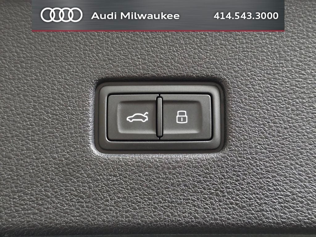 2023 Audi Q8 55 Premium quattro