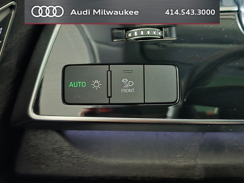 2023 Audi Q8 55 Premium quattro