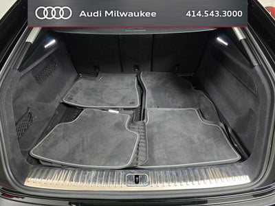 2023 Audi Q8 55 Premium quattro