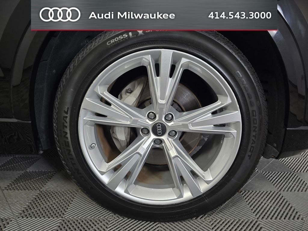 2023 Audi Q8 55 Premium quattro