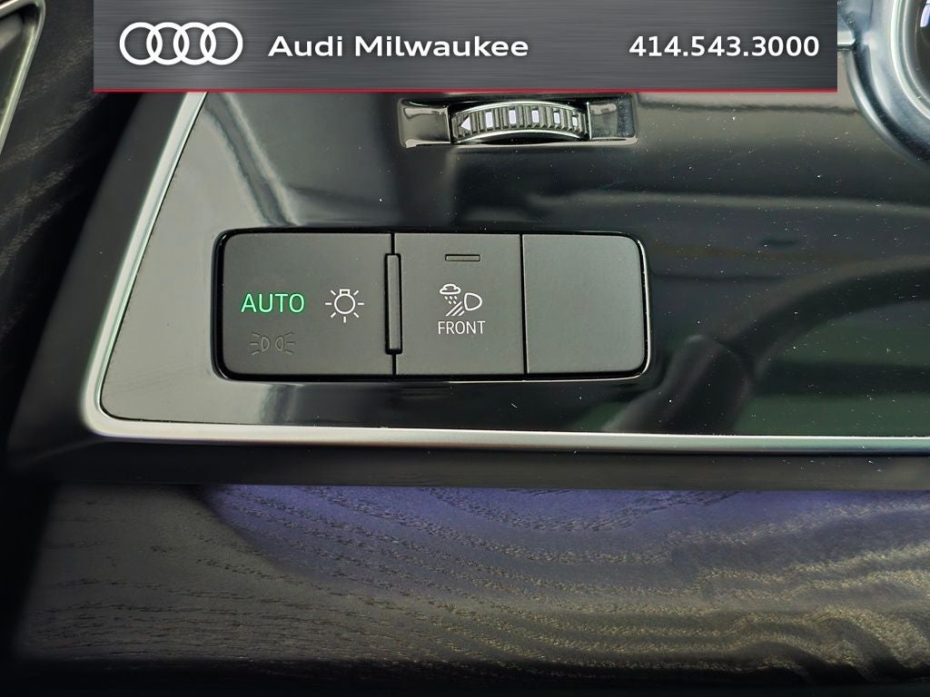 2023 Audi Q8 55 Premium quattro