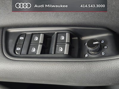 2023 Audi Q8 55 Premium quattro