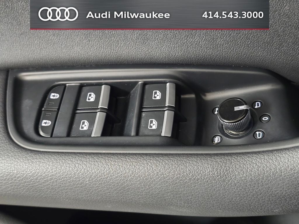 2023 Audi Q8 55 Premium quattro