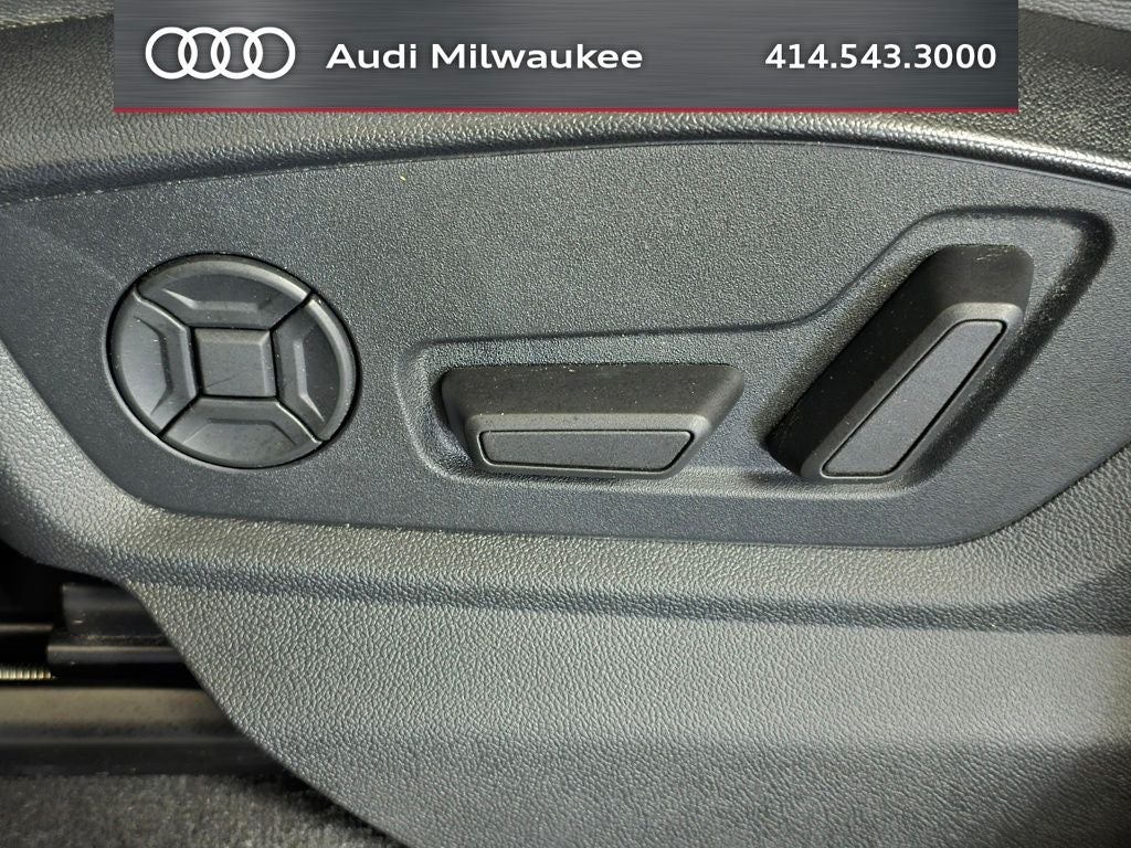 2023 Audi Q8 55 Premium quattro