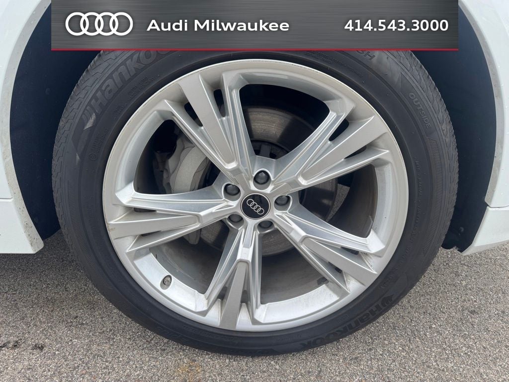 2023 Audi Q8 55 Premium quattro