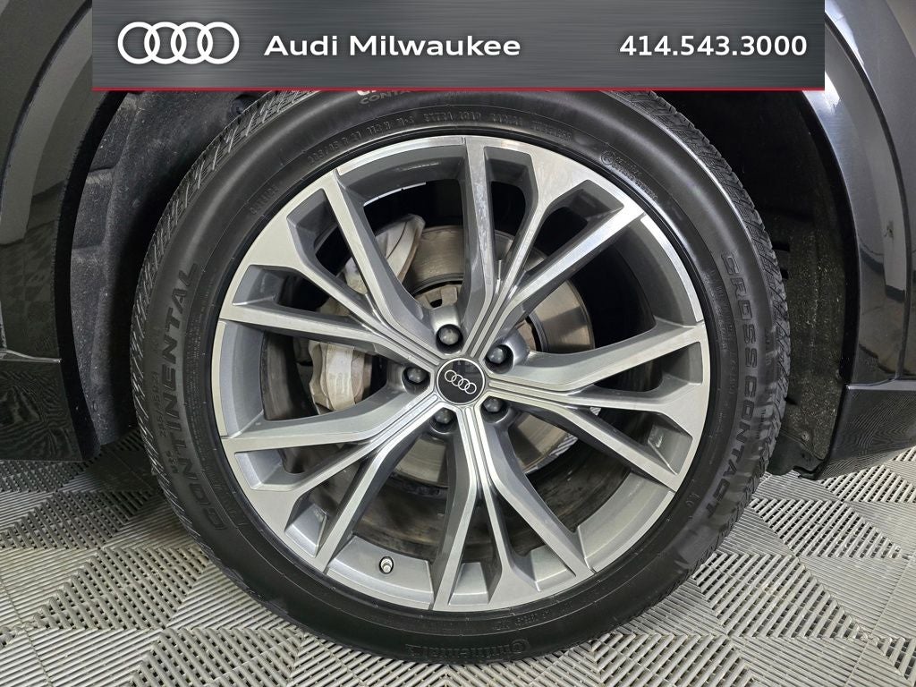 2023 Audi Q8 55 Premium quattro