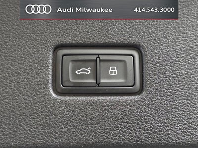2023 Audi Q8 55 Premium quattro