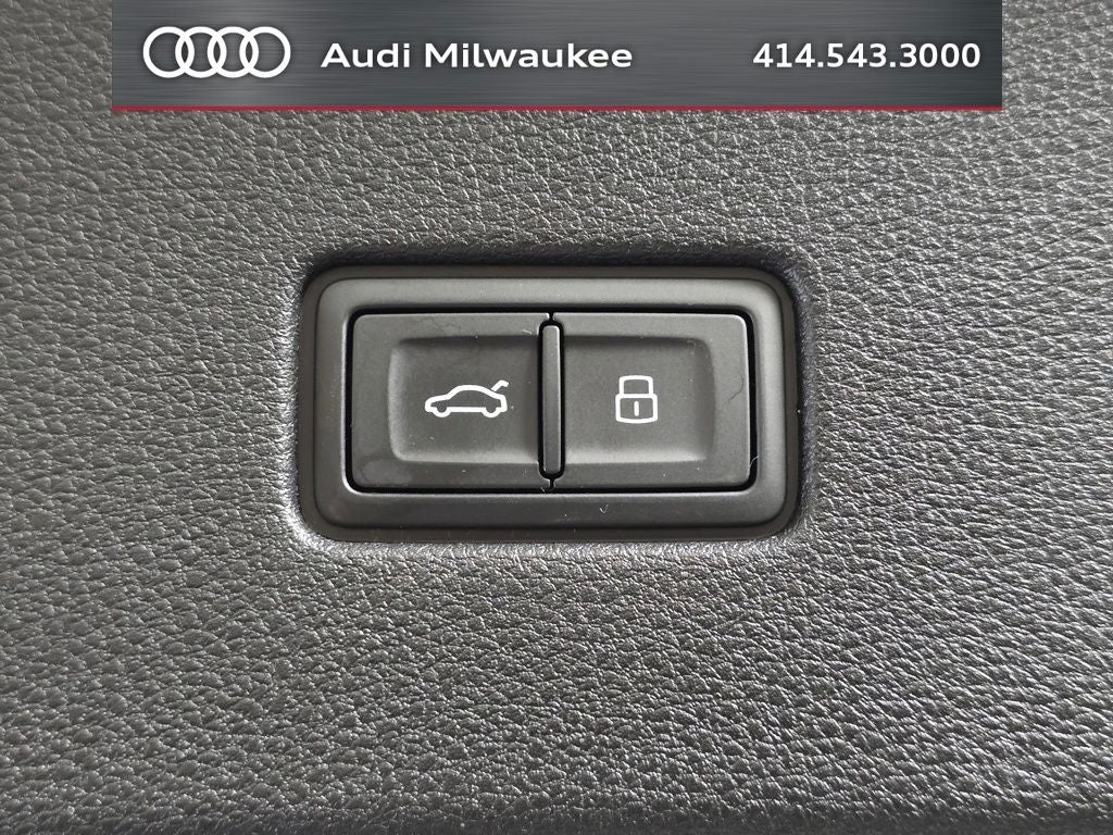 2023 Audi Q8 55 Premium quattro