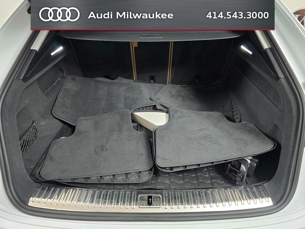 2023 Audi Q8 55 Premium quattro