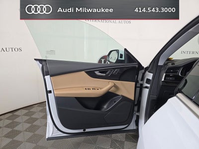2023 Audi Q8 55 Premium quattro