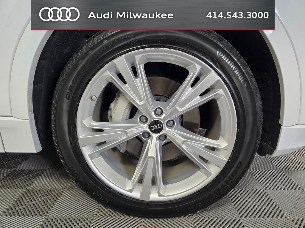 2023 Audi Q8 55 Premium quattro
