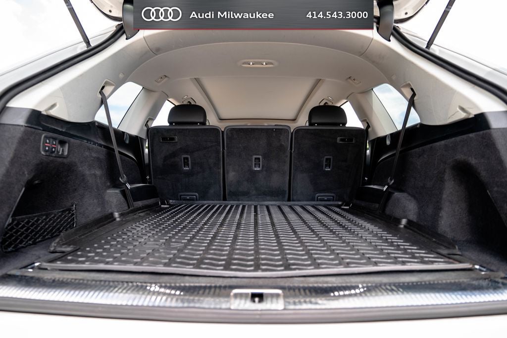 2023 Audi Q7 55 Premium quattro