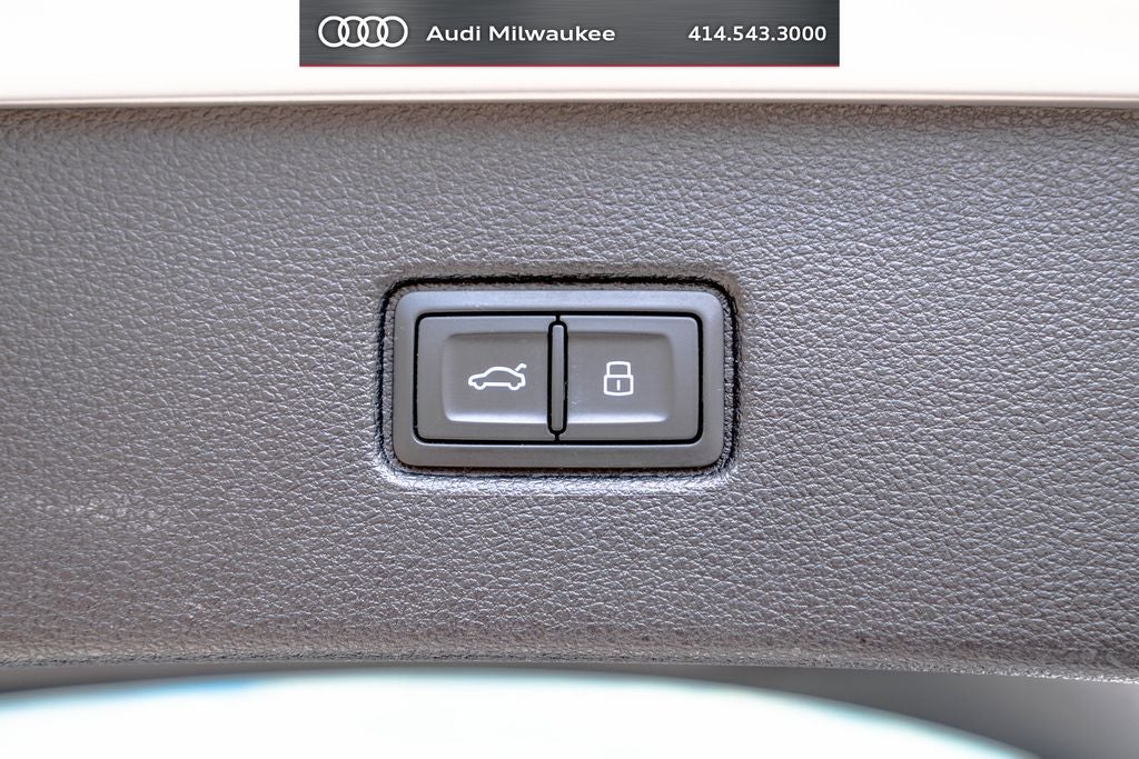 2023 Audi Q7 55 Premium quattro