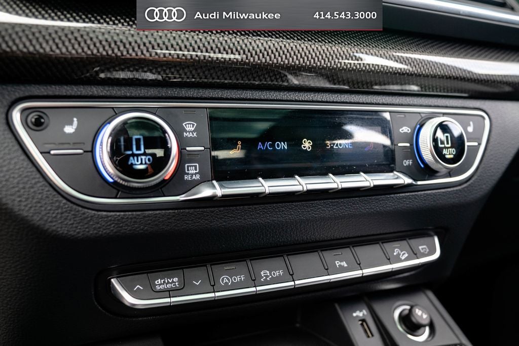 2023 Audi SQ5 Premium Plus quattro