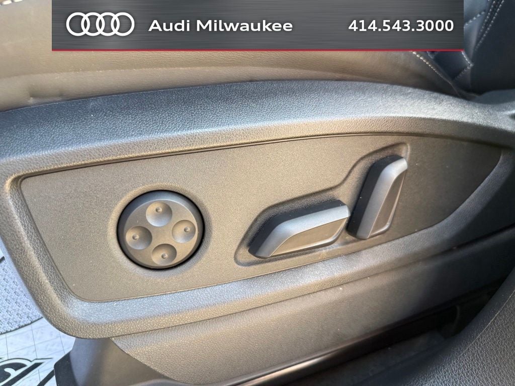 2025 Audi SQ5 Premium Plus quattro