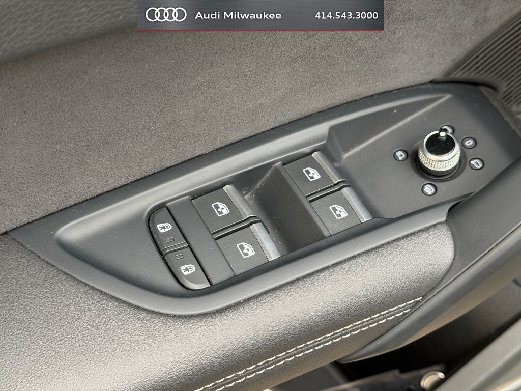 2023 Audi SQ5 Premium Plus quattro
