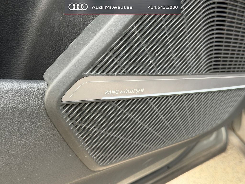2023 Audi SQ5 Premium Plus quattro