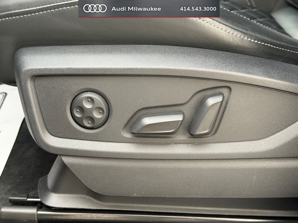2023 Audi SQ5 Premium Plus quattro
