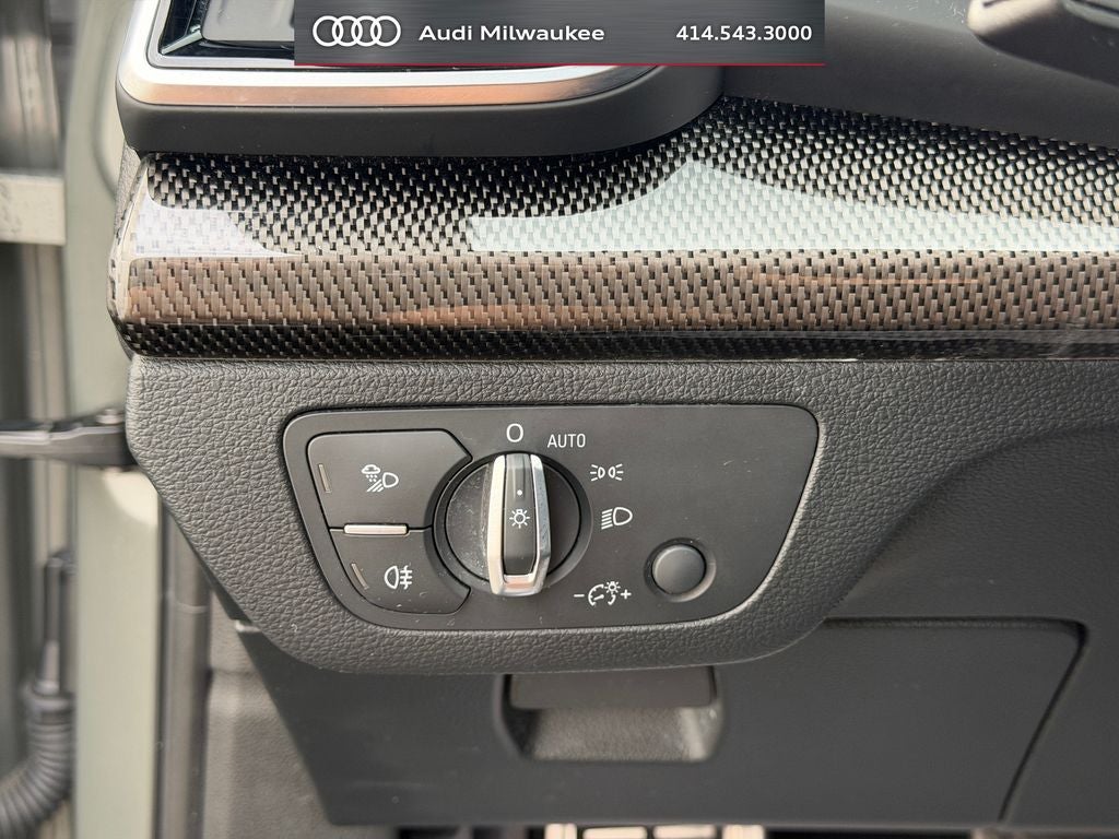 2023 Audi SQ5 Premium Plus quattro