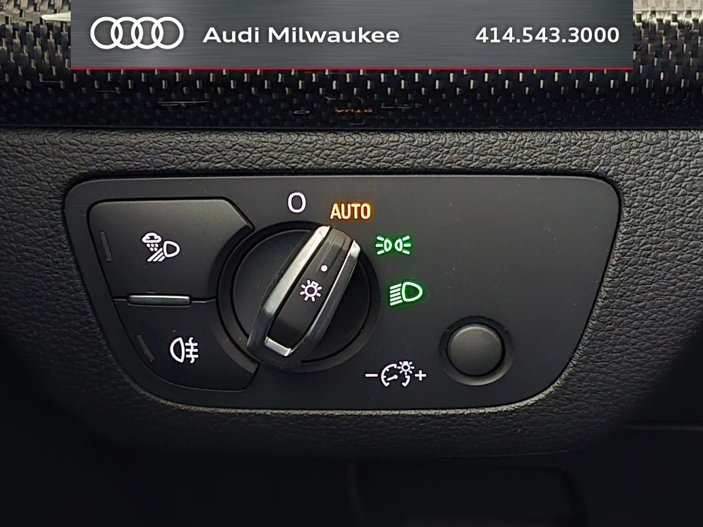 2023 Audi SQ5 Premium Plus quattro