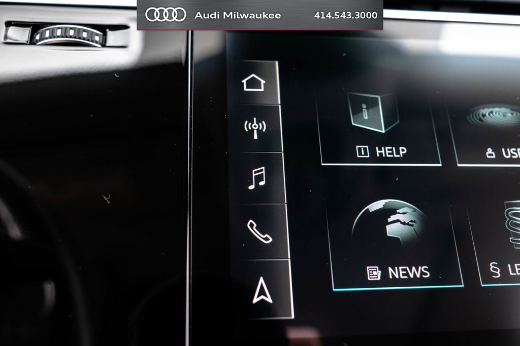 2023 Audi Q8 55 Premium Plus quattro