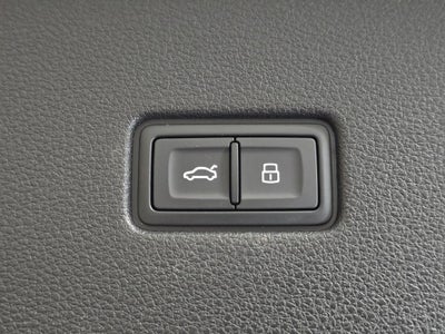 2023 Audi Q8 55 Premium Plus quattro