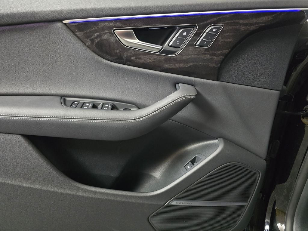 2023 Audi Q8 55 Premium Plus quattro