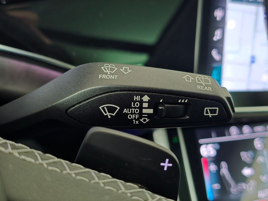 2023 Audi Q8 55 Premium Plus quattro