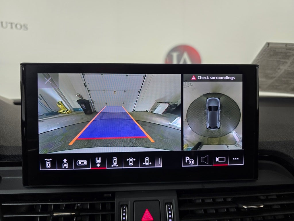 2022 Audi SQ5 Prestige quattro