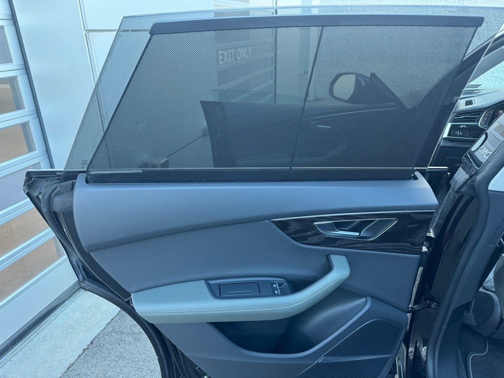 2023 Audi Q8 55 Prestige quattro