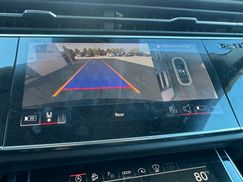 2023 Audi Q8 55 Prestige quattro