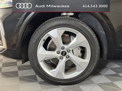 2023 Audi Q5 45 S line Premium quattro