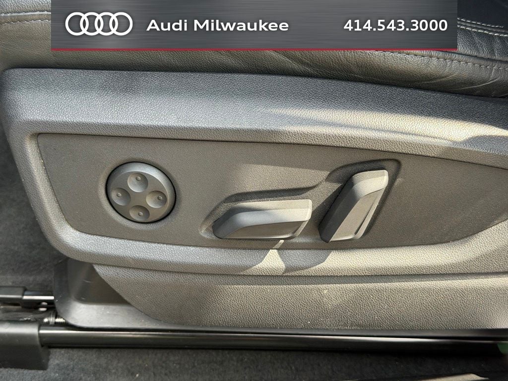 2023 Audi Q5 45 S line Premium quattro