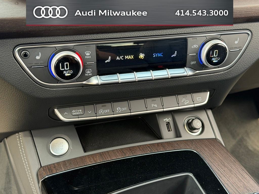 2023 Audi Q5 45 S line Premium quattro