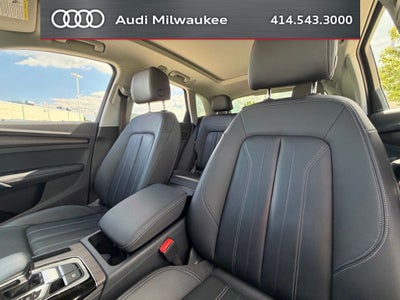 2023 Audi Q5 45 S line Premium quattro
