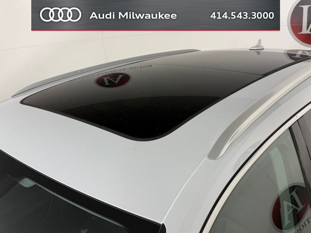 2023 Audi Q5 45 S line Premium quattro