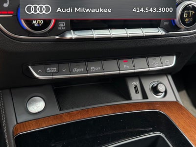2023 Audi Q5 45 S line Premium quattro