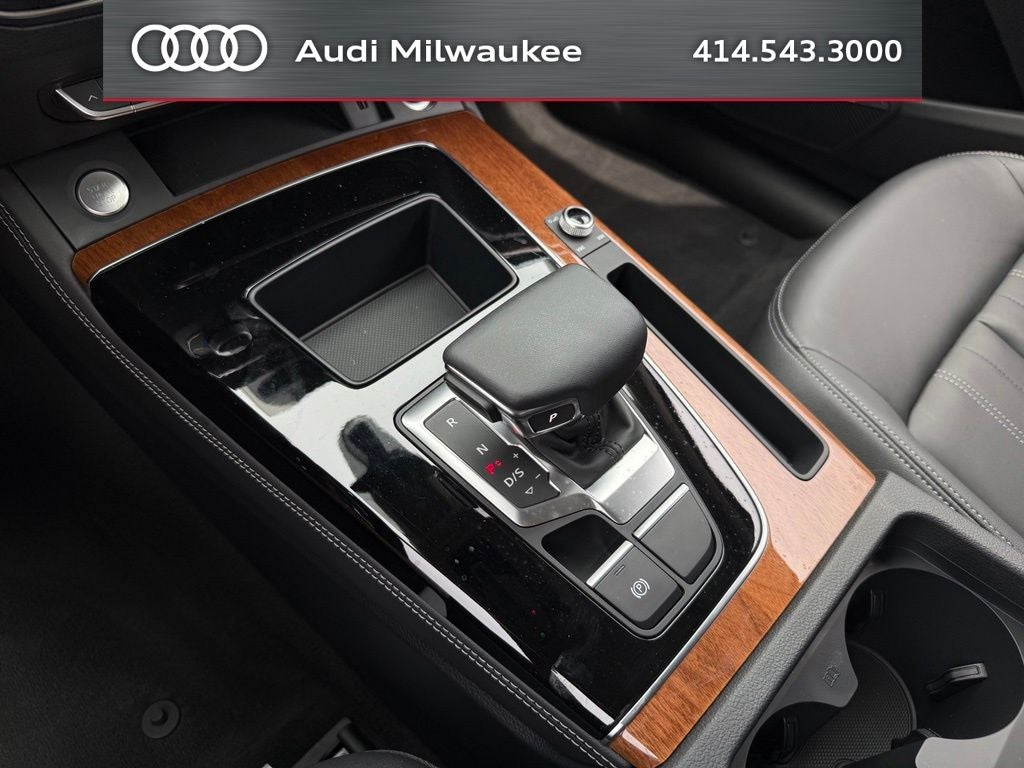 2023 Audi Q5 45 S line Premium quattro